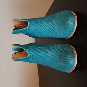 Miz Mooz Ocean ankle boot size 7